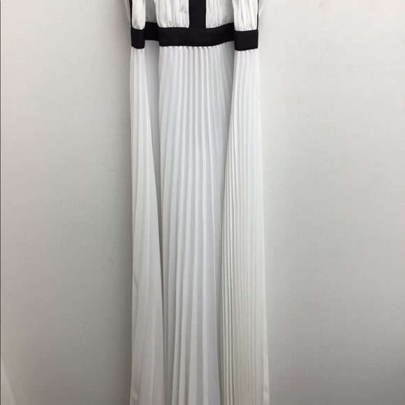 NWT- Gladiator halter dress - Picture 6 of 7